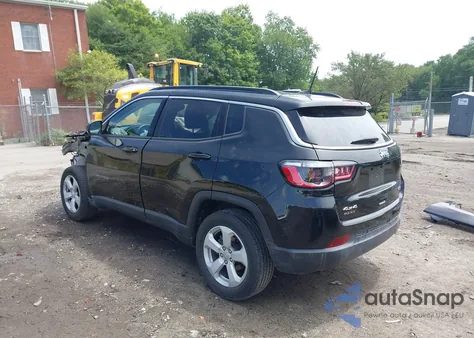 2021 Jeep Compass Latitude 4X4 из США, поврежденный, VIN 3C4NJDBB3MT540198